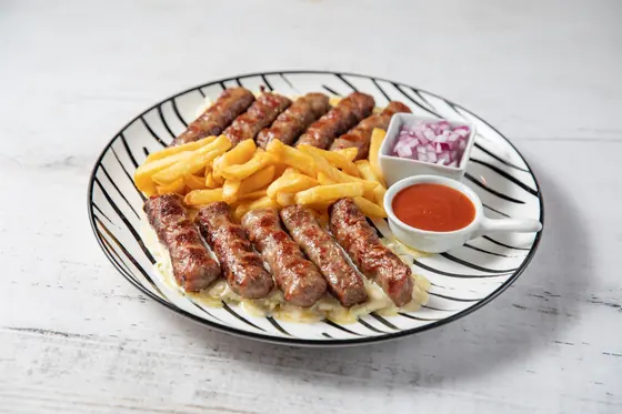 Ćevapi na kajmaku